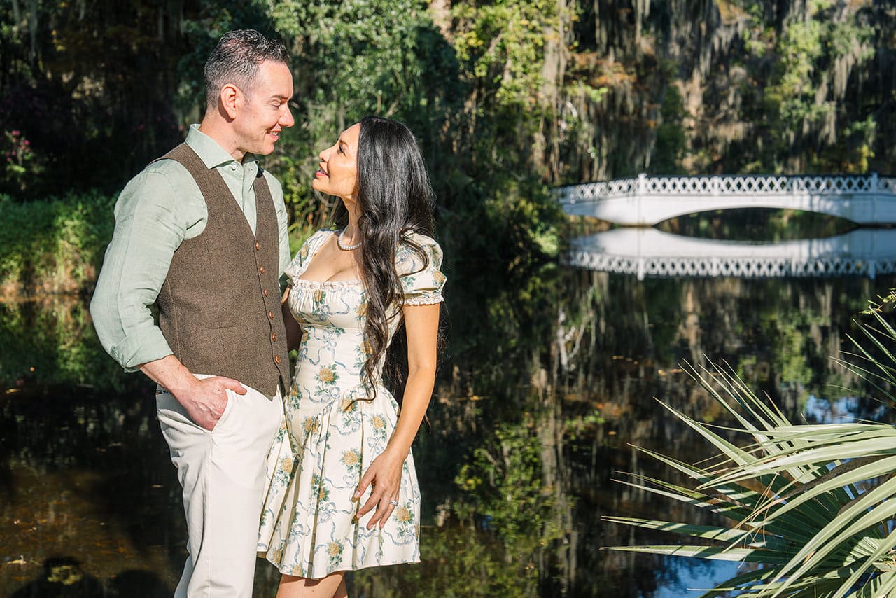 charleston anniversary photo session at Magnolia Plantation
