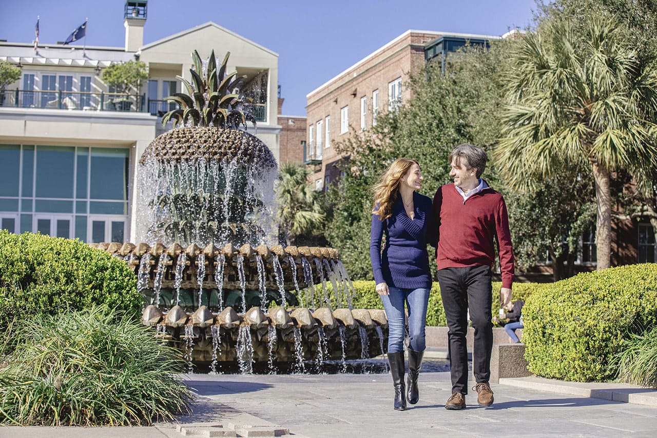 charleston anniversary photo session at Pineapple Fountain