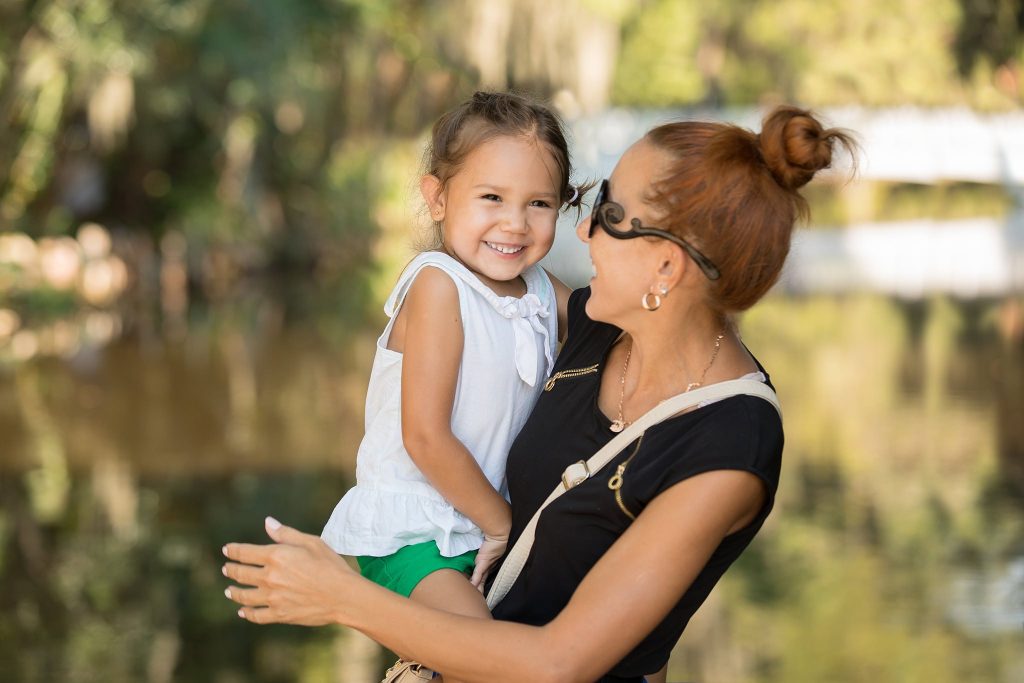How to Prepare a Child for a Family Photo Session