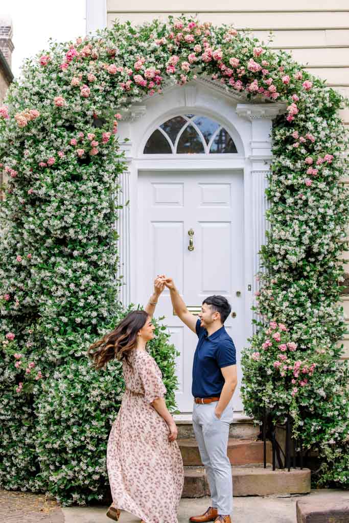 waterfront-park-and-pineapple-fountain-engagement-photographers-church-st-3