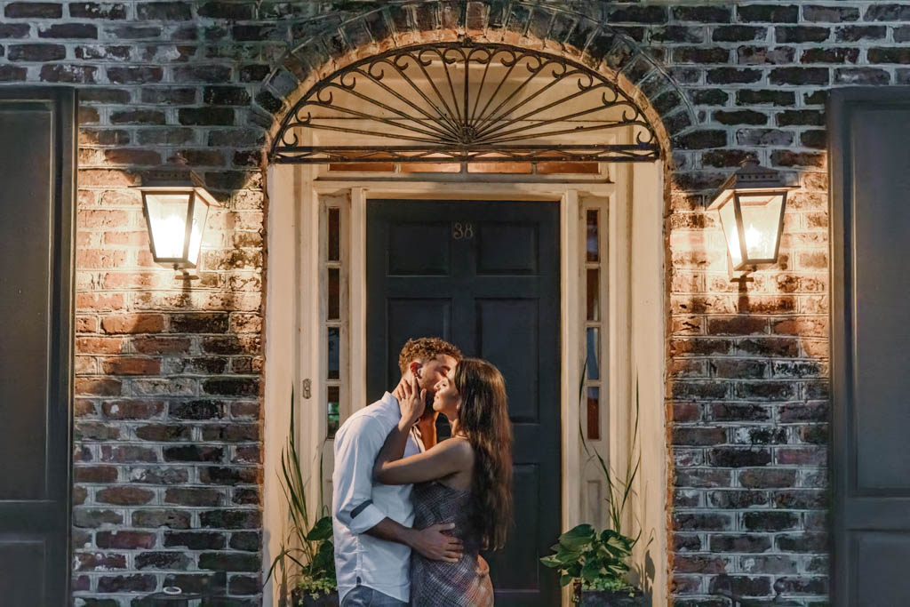 waterfront-park-and-pineapple-fountain-engagement-photographers-church-st-4