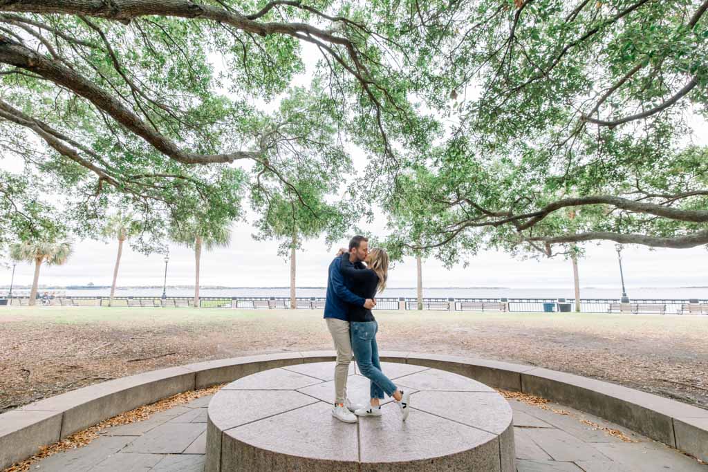 waterfront-park-and-pineapple-fountain-engagement-photographers-echo-rock-2