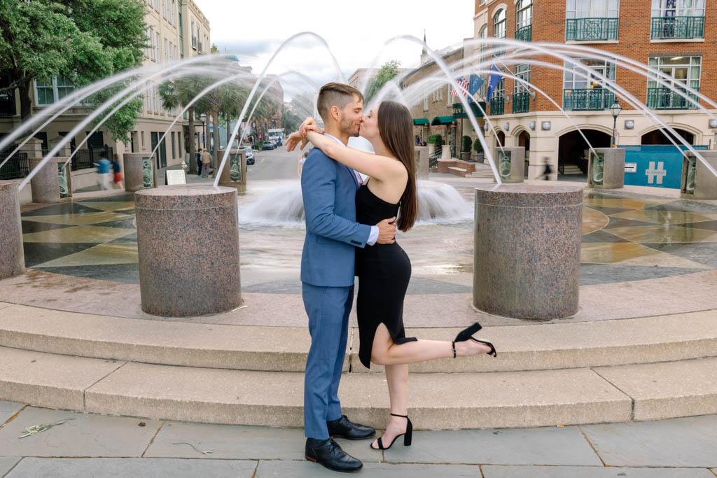 waterfront-park-and-pineapple-fountain-engagement-photographers-fountain-at-the-north-entrance-of-the-waterfront-park-1