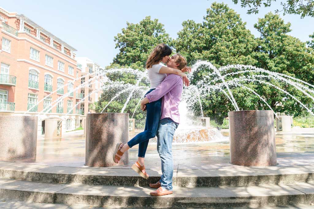waterfront-park-and-pineapple-fountain-engagement-photographers-fountain-at-the-north-entrance-of-the-waterfront-park-6
