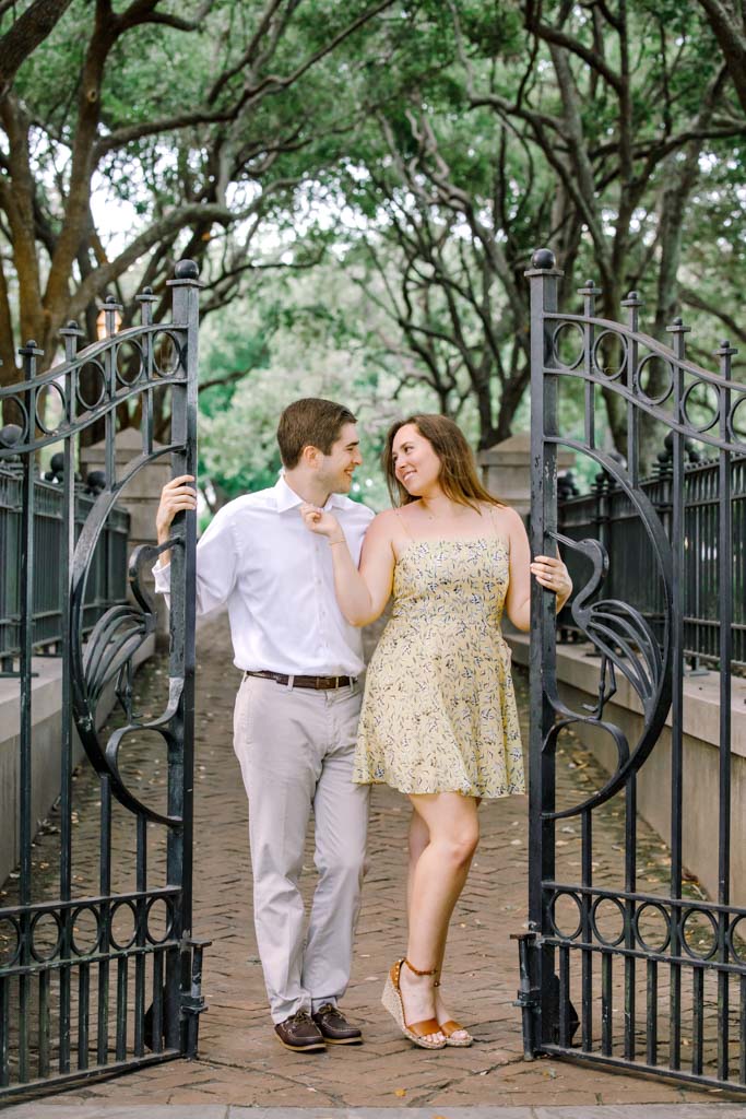 waterfront-park-and-pineapple-fountain-engagement-photographers-gate-at-joe-riley-waterfront-park-3