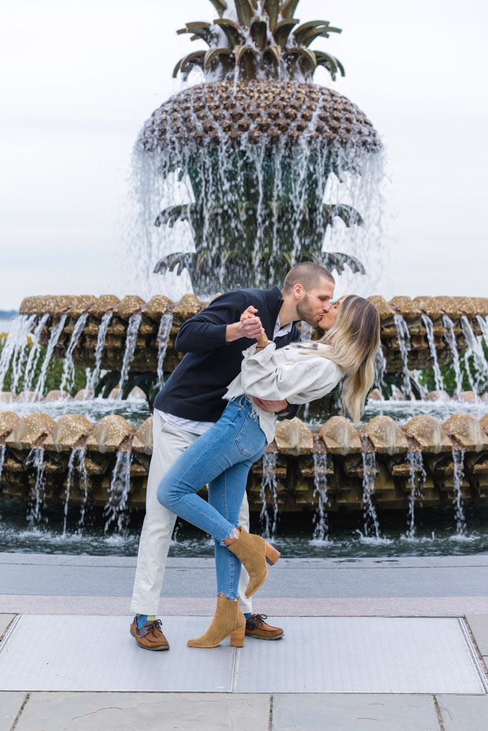 waterfront-park-and-pineapple-fountain-engagement-photographers-photo-session-at-pineapple-fountain-7