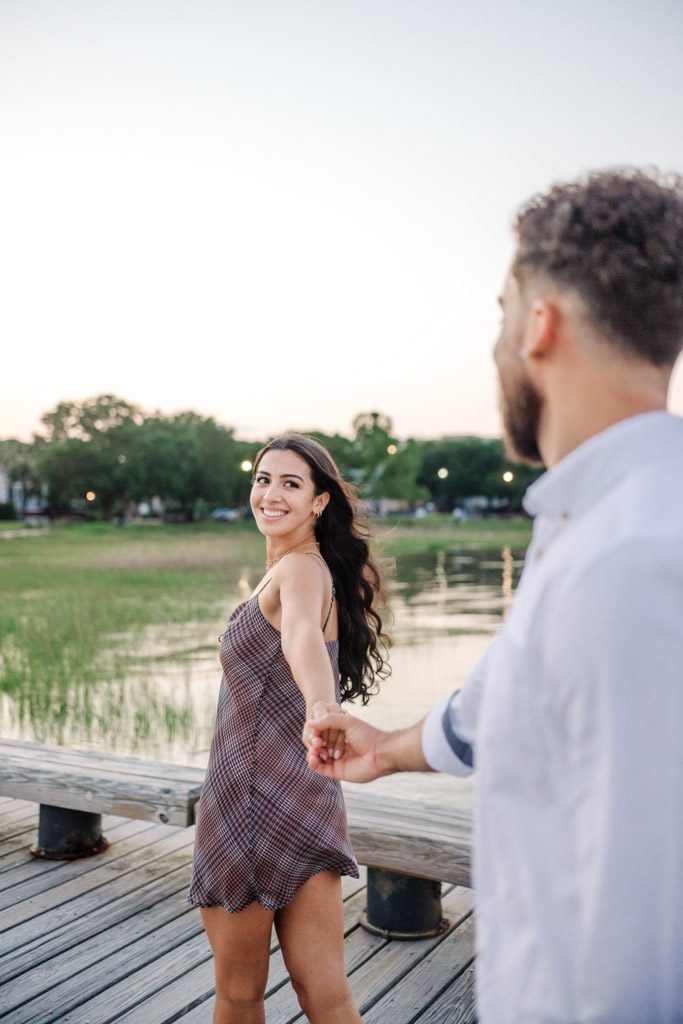 waterfront-park-and-pineapple-fountain-engagement-photographers-public-pier-1