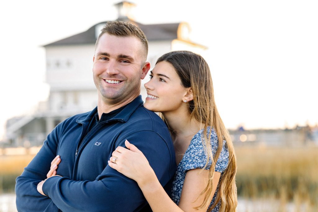 waterfront-park-and-pineapple-fountain-engagement-photographers-public-pier-8
