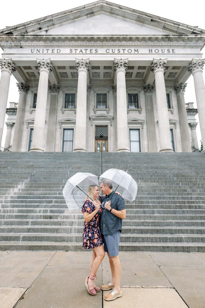 waterfront-park-and-pineapple-fountain-engagement-photographers-united-states-custom-house-4