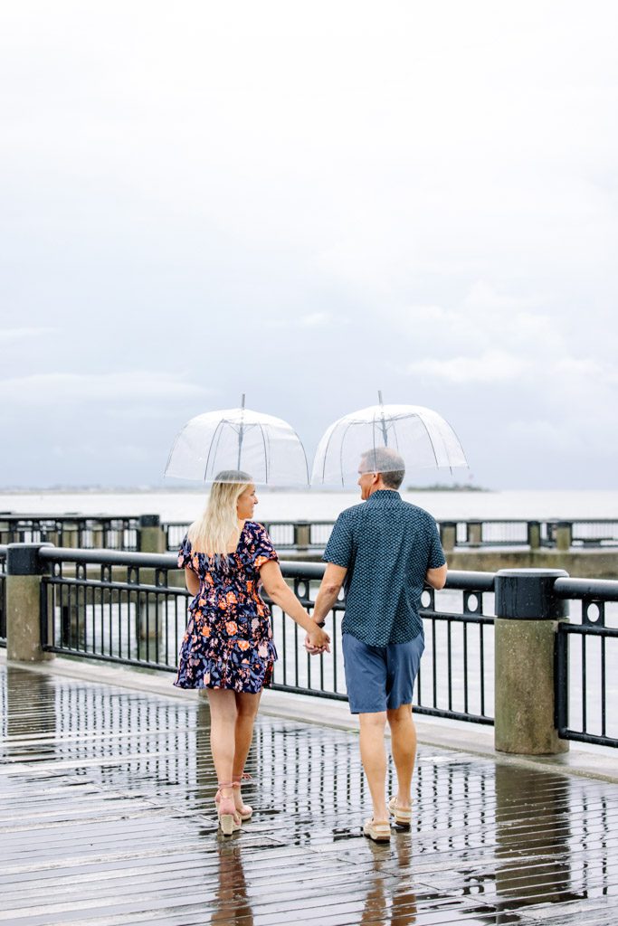 waterfront-park-and-pineapple-fountain-engagement-photographers-waterfront-park-pier-5